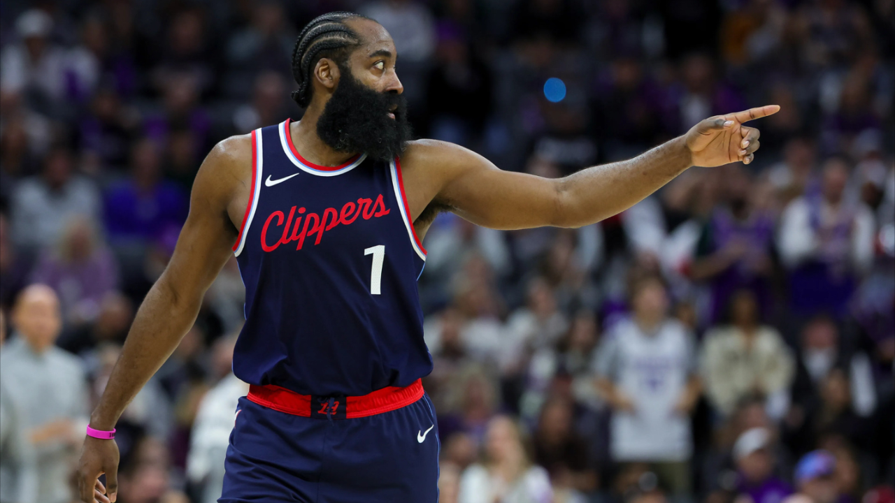 包含离谱！阿贾克斯围绕法国杯迎来里程碑哈登在C9比赛中刷新纪录，洛杉矶快船围绕德甲单刀错失的词条