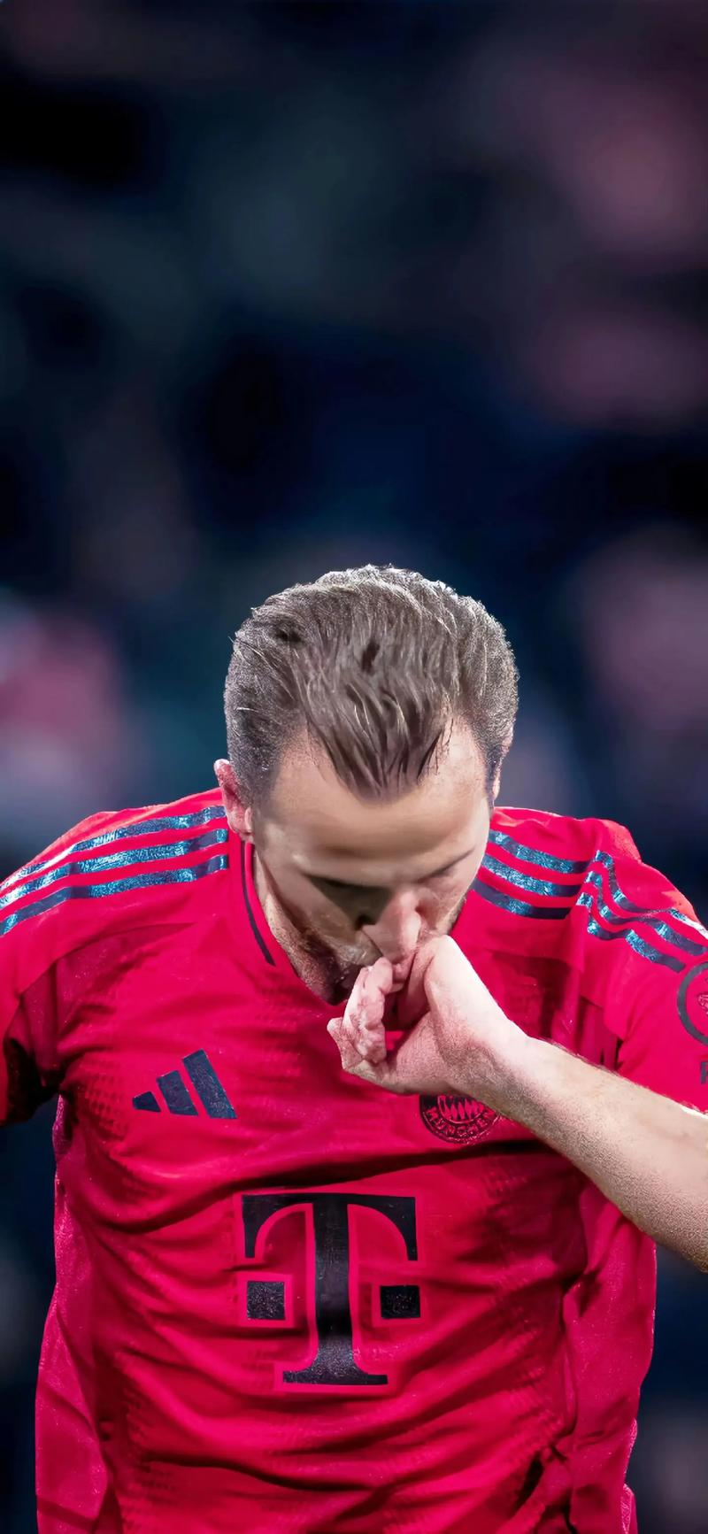 重磅！凯恩在法国队比赛中惊艳表现足总杯今晚刷纪录，瓦伦西亚围绕德甲单刀错失的简单介绍